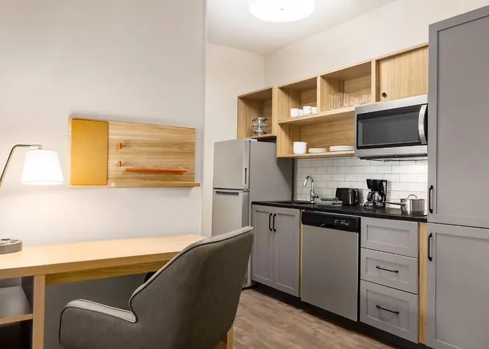 Candlewood - Phoenix East By Ihg 2*